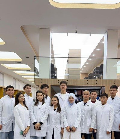 Для студентов 1 курса проведены библиотечно-библиографические занятия